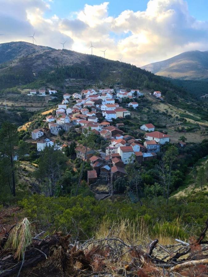 Casas Da Escola - "A Escola" - Meas Villa Pampilhosa da Serra Kültér fotó